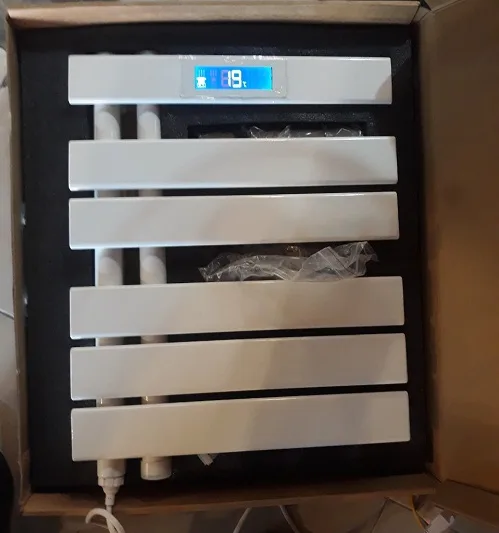 Giàn sấy khăn tắm khăn mặt tiệt trùng Miken 750W Giàn sấy khăn tắm khăn mặt tiệt trùng Miken 750W